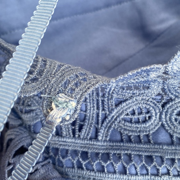 Self Portrait Lace Peplum Dress in Cornflower Blue Size 4 - Picture 7 of 8